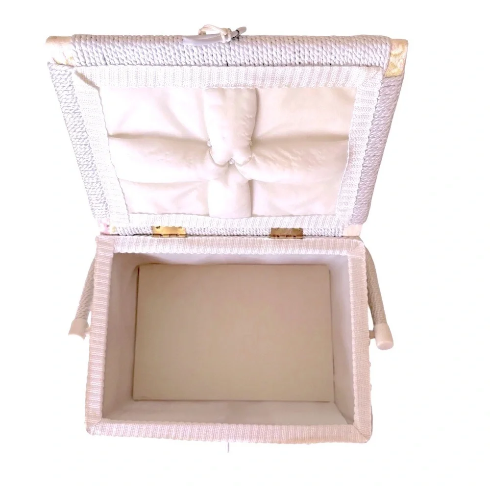 Vintage Sewing Basket - Picture 7 of 7